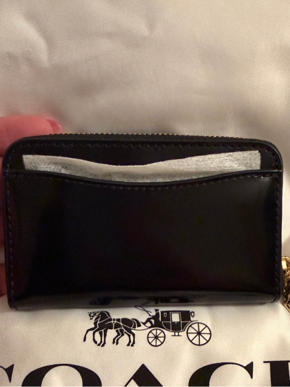 🖤💛Coach NWT Black Patent Leather Essential Small Zip Wallet with Brass Charms - Picture 6 of 9